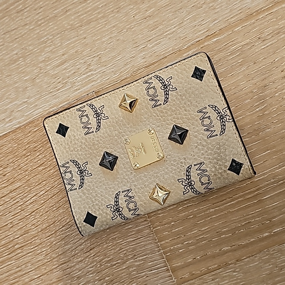 MCM passport holder
